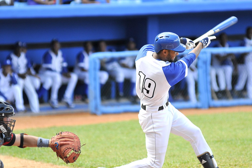 Lourdes Gurriel puede ser decisivo en el play off. Foto: José R. Rodríguez Robleda