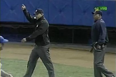 Revisen el vídeo, el árbitro se equivocó