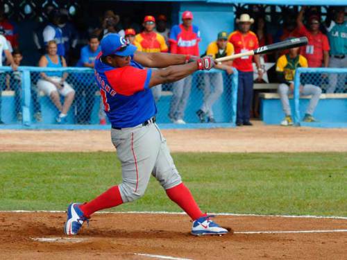 Alfredo Despaigne, la gran sensación ofensiva de la 54 Serie Nacional