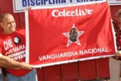 Entregan bandera de Vanguardia Nacional al central 14 de Julio