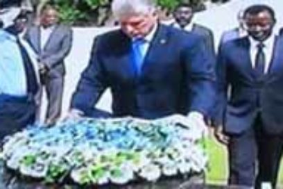 Primer vicepresidente cubano rinde honras a comandante Díaz Argüelles