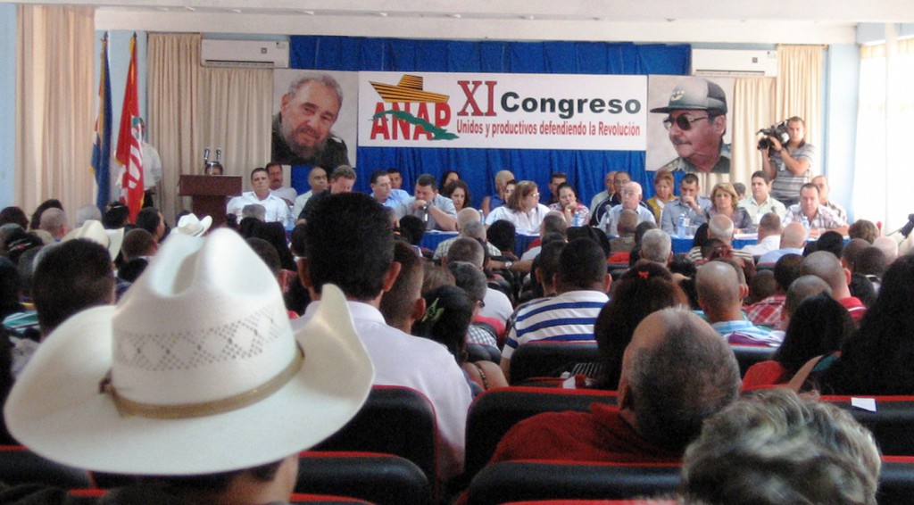 para la población, lo cual influye en los altos precios. Foto: Del autor