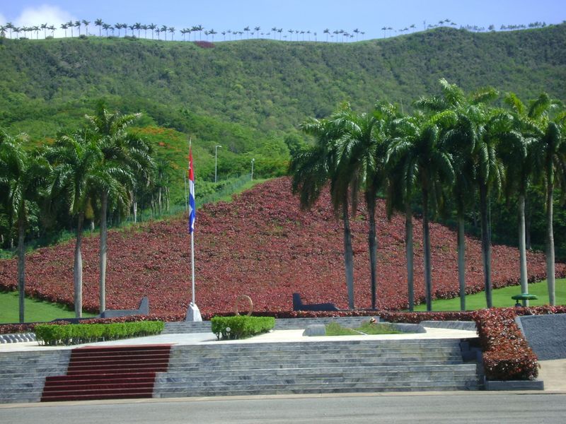 foto_mausoleo_del_2do_frente_bitacora_de_viaje_800x600
