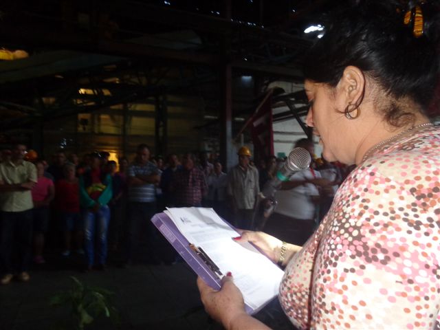 Consuelo Baeza Martín, secretaria general de la CTC en Villa Clara, convocó a los trabajadores de la provincia al Primero de Mayo