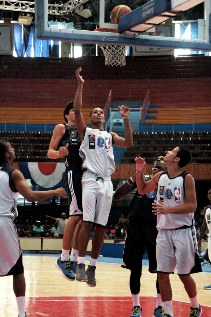 Entre los atletas juveniles serán escogidos dos para participar en el campamento continental de República Dominicana. Foto: César A. Rodríguez.