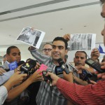 Estudiantes denuncian presencia del asesino del Che