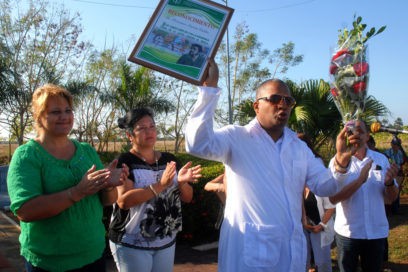 Felicitan a colaboradores que combatieron el Ébola (+ Fotos)