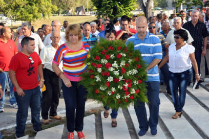 Homenaje en Cienfuegos a los mártires de Playa Girón