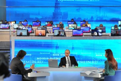 Pueblo ruso en línea directa con Putin