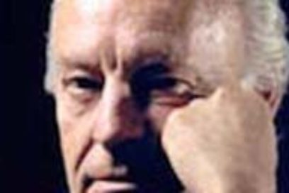 Velan restos de Eduardo Galeano en el Parlamento uruguayo