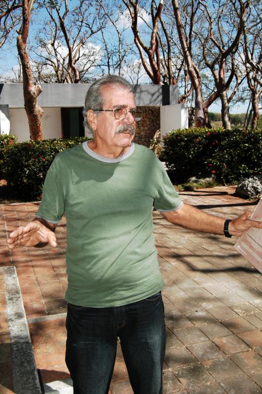 Hallamos y recopilamos fotos, galardones, objetos museables y documentos relacionados no solo con la vida de este sitio, sino de toda la zona que abarca, resaltó Carlos Mavilio Núñez, historiador del Parque Lenin. Foto: César A. Rodríguez