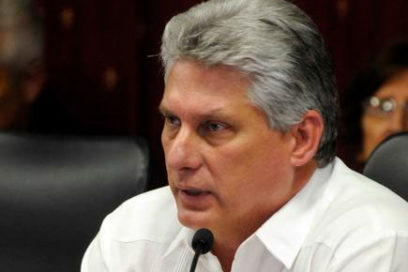 Insta Díaz-Canel a apoyar proceso docente en Matanzas