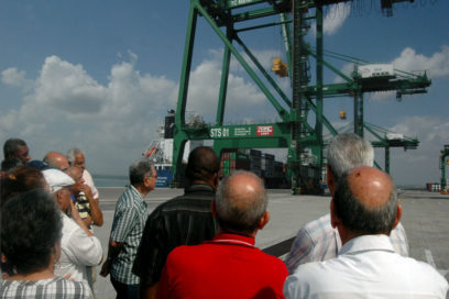 Veteranos dirigentes obreros recorren Zona Especial de Desarrollo Mariel