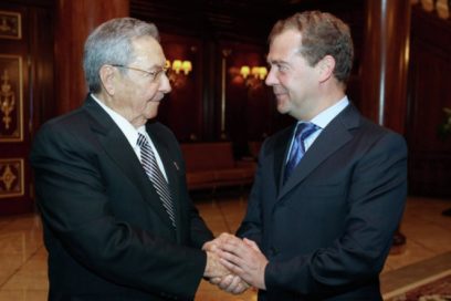 Medvedev agradece presencia de Raúl Castro para conmemorar victoria sobre el fascismo