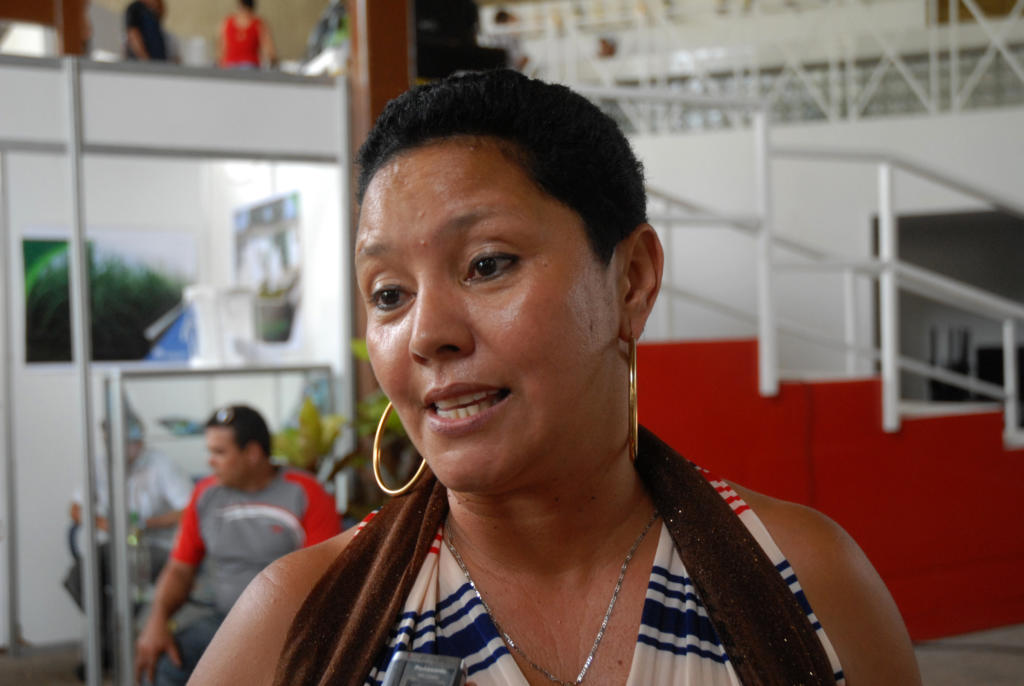 Tamara Ávila Espronceda, directora general de Educación, Cultura y Deporte, del consejo de la administración provincial y presidenta del comité organizador de la feria. Foto: Agustín Borrego