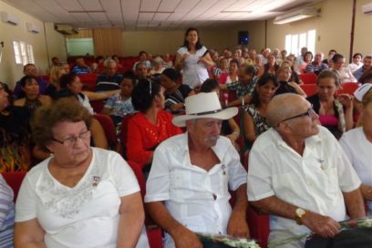 Fructífero encuentro entre veteranos y jóvenes dirigentes sindicales