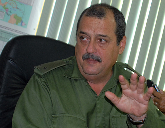 Teniente coronel Felipe Rolo, del departamento Reducción de Desastres del EMGDC. Foto: Heriberto González Brito.