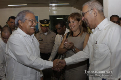 Firman convenio de salud entre El Salvador y Cuba