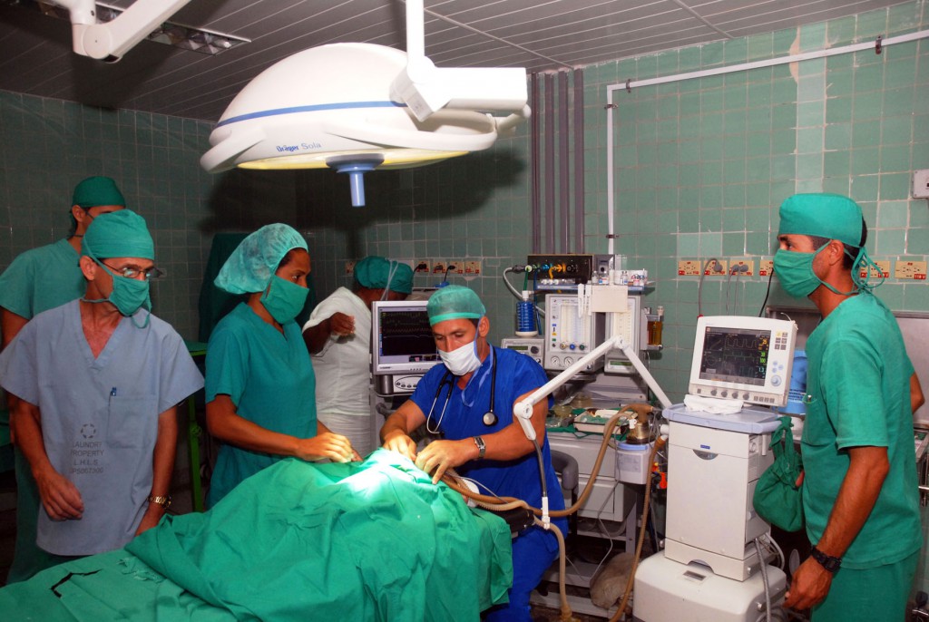 En cada jornada de labor se realizan más de 14 operaciones de los más diversos tipos. Foto:  Frank Gutiérrez