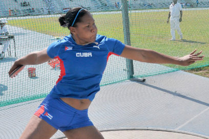 Denia Caballero: «y el disco voló y voló…»