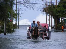 Intensas lluvias en menos de tres horas provocaron notables inundaciones en la capital el 29 de abril. Foto: Juvenal Balán.