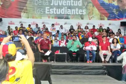 Gobierno venezolano empodera a su juventud
