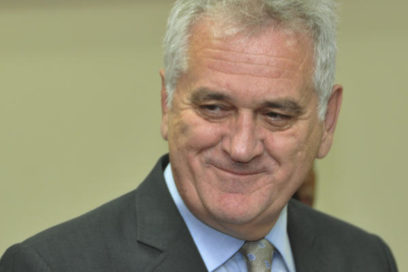 Arribó a Cuba en visita oficial presidente de Serbia