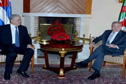 Se reúne Raúl con el primer ministro argelino