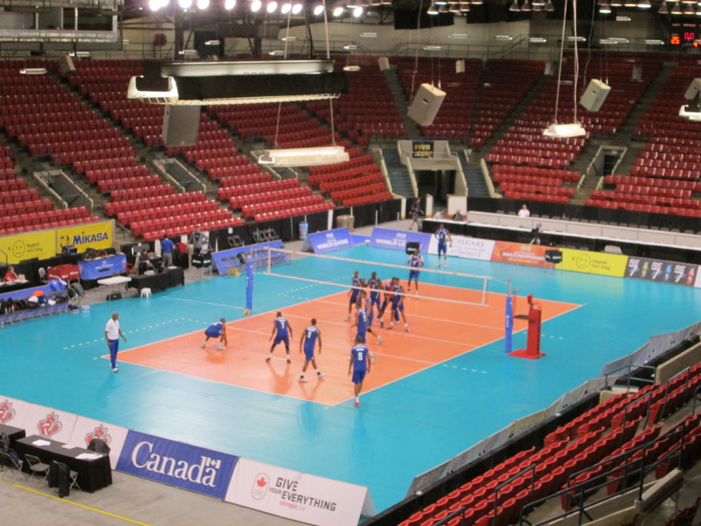 Así luce el interior de la sala a horas del partido entre Cuba y Canadá. 