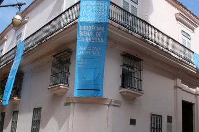 “La Bienal se siente en los barrios…”