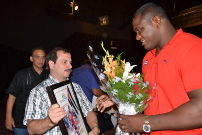 Un encuentro de corazón rumbo a Toronto