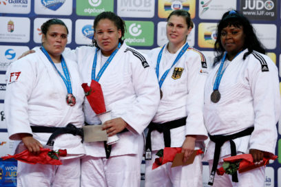 Idalis y Asley, bronces en Budapest