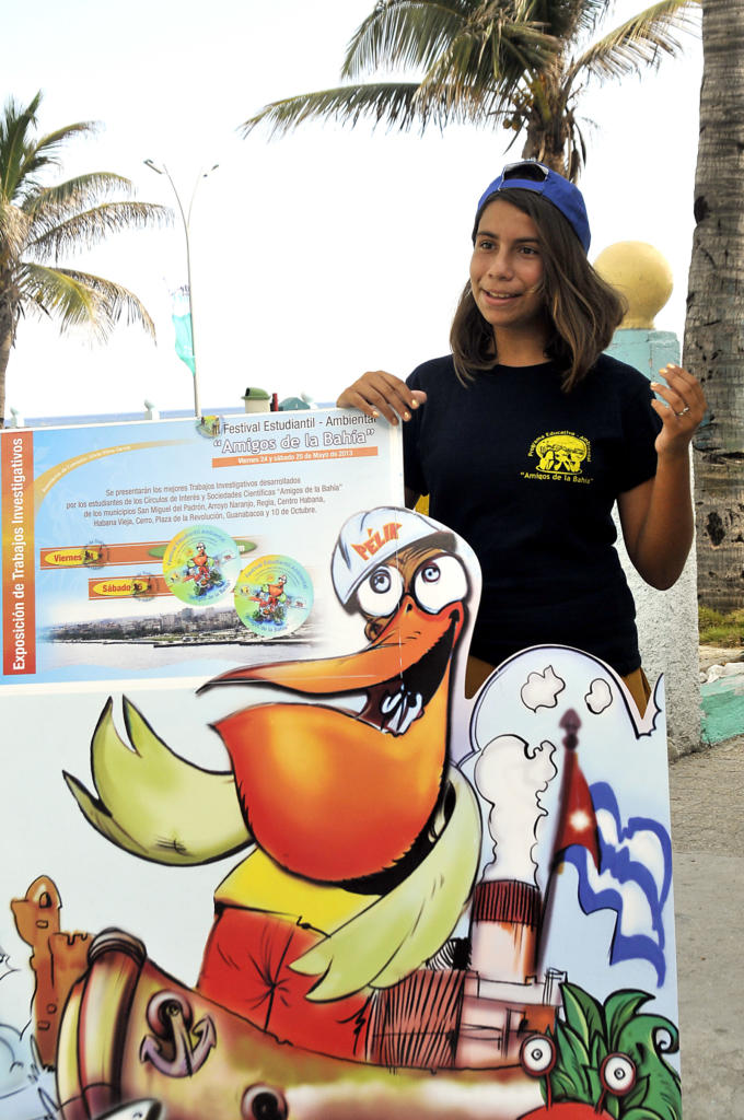 Actividad de La habana con los niños amigos de la Bahía . Lugar centro recrativo Hola Ola. 22 de mayo2015.    Foto josé zRaúl Rodríguez Robleda