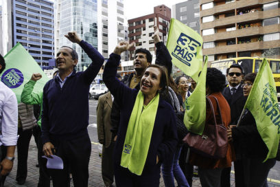Aquí nadie se cansa, dice Correa