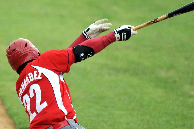 Yadiel Hernández, uno de los jonroneros por Cuba en el cuarto partido contra Nicaragua. Foto: José Raúl Rodríguez Robleda