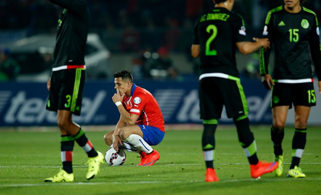 Con dos goles anulados por el linier Víctor Castillo, los anfitriones chilenos igualaron a tres goles con México.