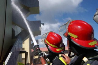 Bomberos voluntarios analizan su labor