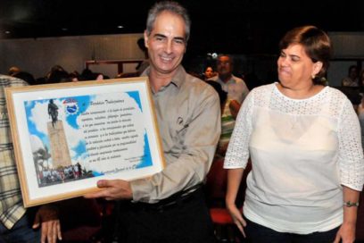 Aniversario 45 de Trabajadores: hacer la publicación de estos tiempos (+ Fotos)