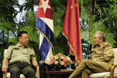 Recibe Raúl a Vicepresidente de la Comisión Militar Central china