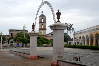 Felicita ministro de Turismo  al pueblo y gobierno  remedianos