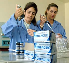 El Censa tiene como objetivo contribuir a elevar la calidad y el impacto de las investigaciones en el país, explicó la doctora Elaine Díaz (a la izquierda). Foto: Tomada de www.granma.cu