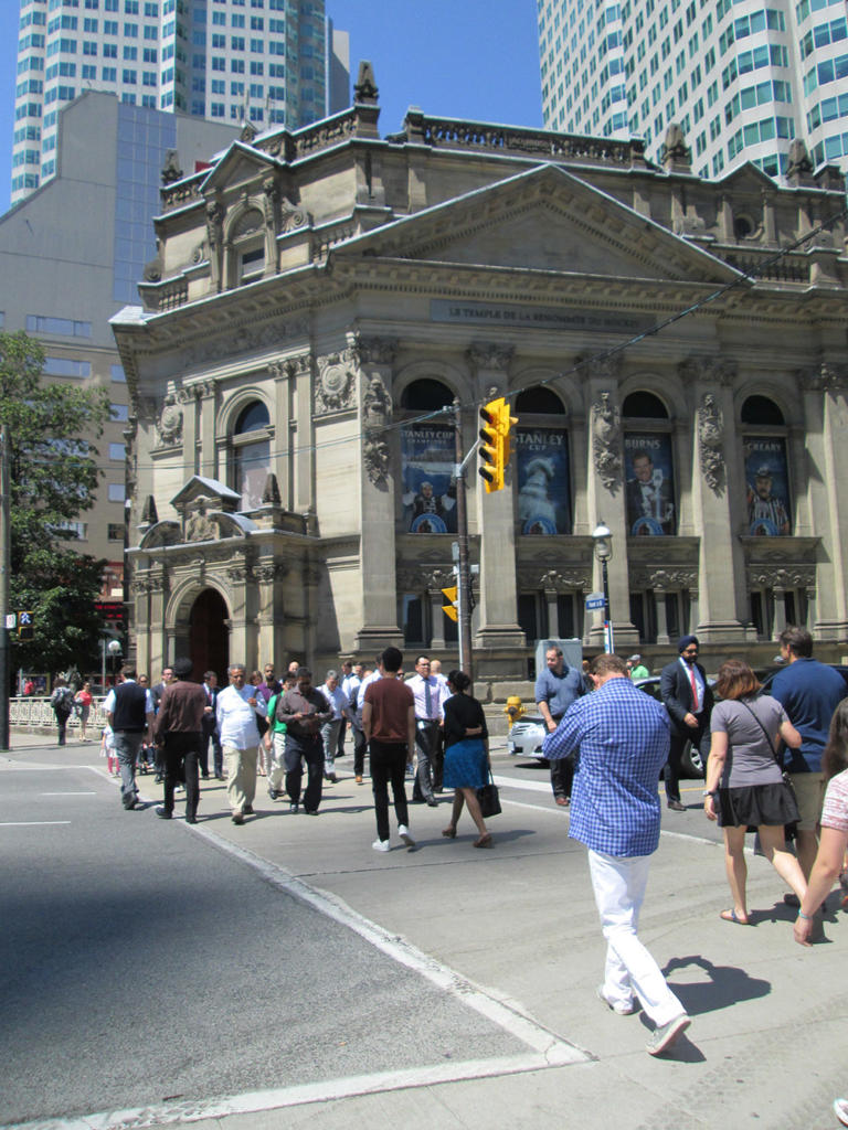 Se ubica en un lugar muy céntrico de la ciudad de Toronto. 
