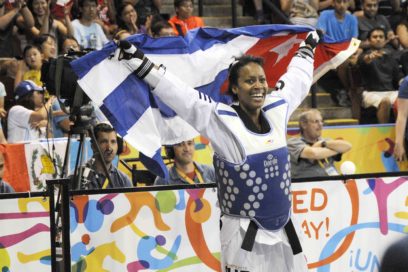 Cuba en Toronto: Caída de dos pisos