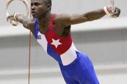 Manrique con anillas de bronce