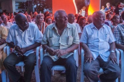 Efectuada velada cultural por el Día de los Mártires