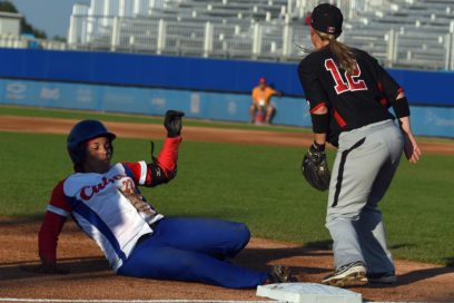 Peloteras cubanas cierran sin victoria