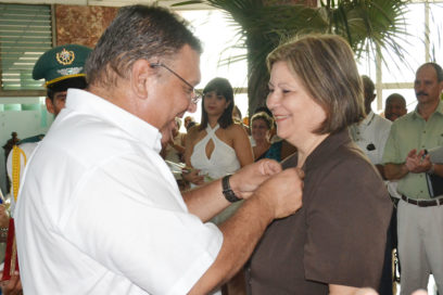 Celebran su día trabajadores de la Administración Pública