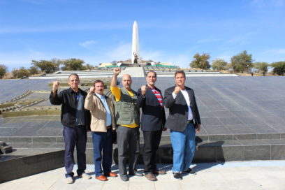 Los Cinco en África: Historias de amor y combate