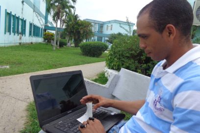 Primera conexión inalámbrica en hospitales pinareños