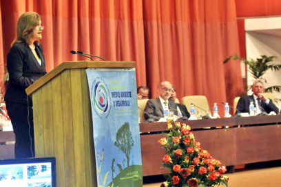 Por un medio ambiente sostenible y socialmente justo